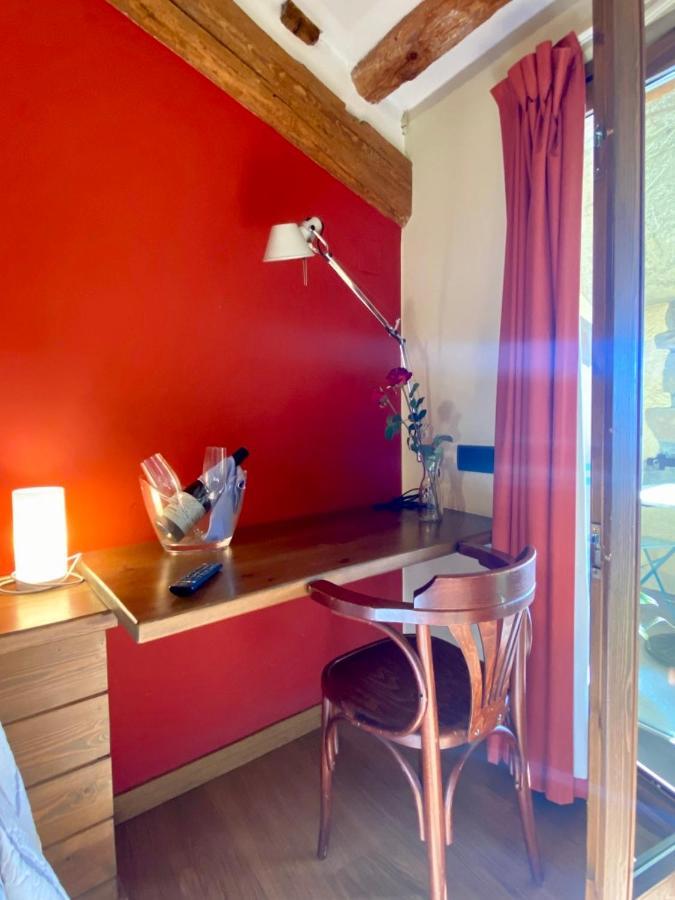 Campalans Hotel Rural Bungalows Mobilhomes Borreda Екстер'єр фото