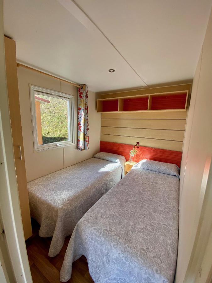 Campalans Hotel Rural Bungalows Mobilhomes Borreda Екстер'єр фото
