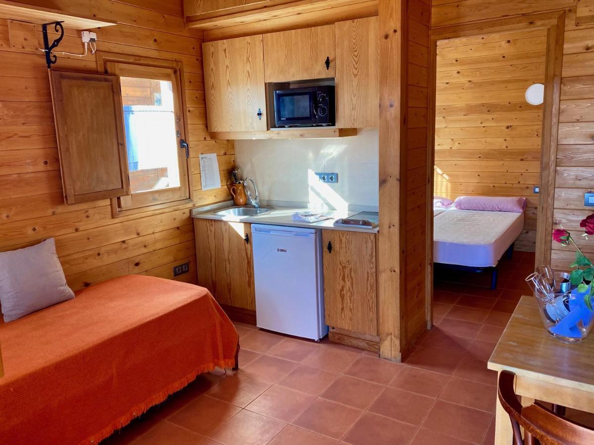 Campalans Hotel Rural Bungalows Mobilhomes Borreda Екстер'єр фото